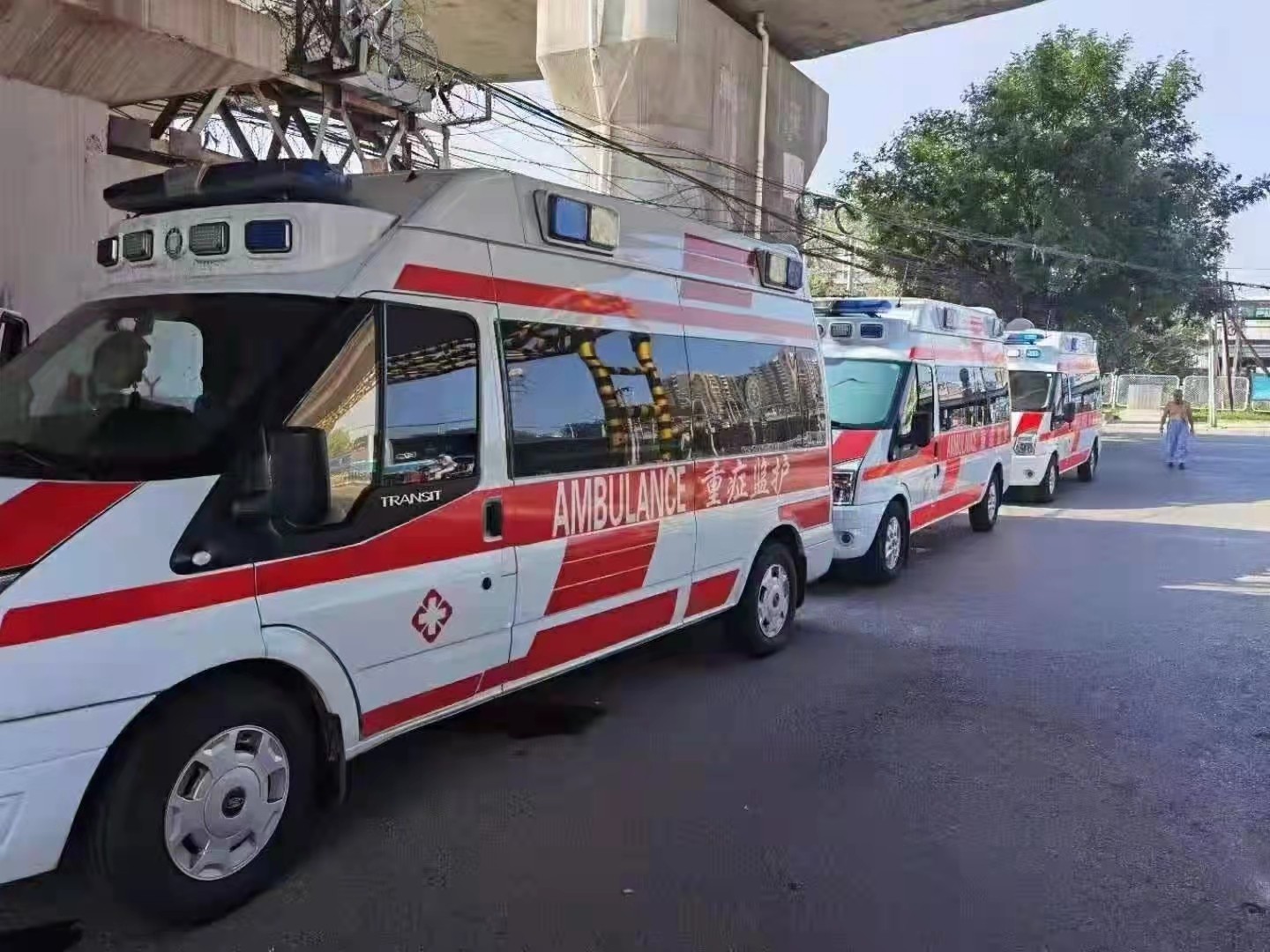 启东市救护车出租